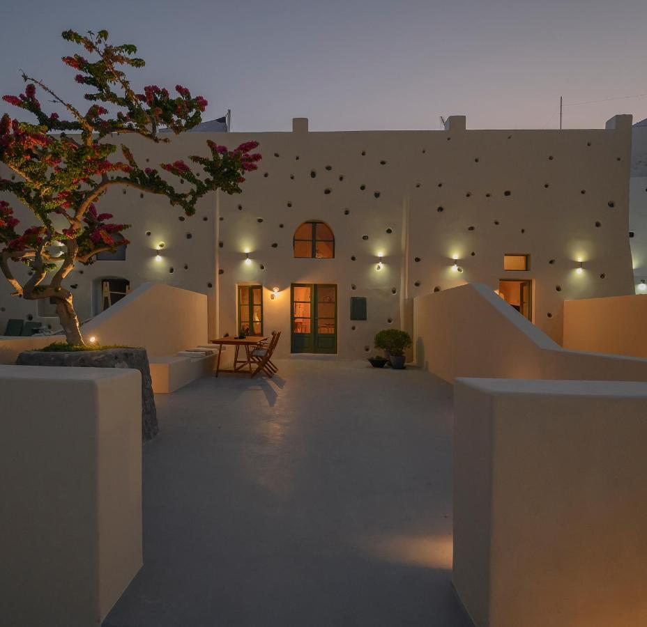 Elements Cave Suites Меґалохорі Екстер'єр фото