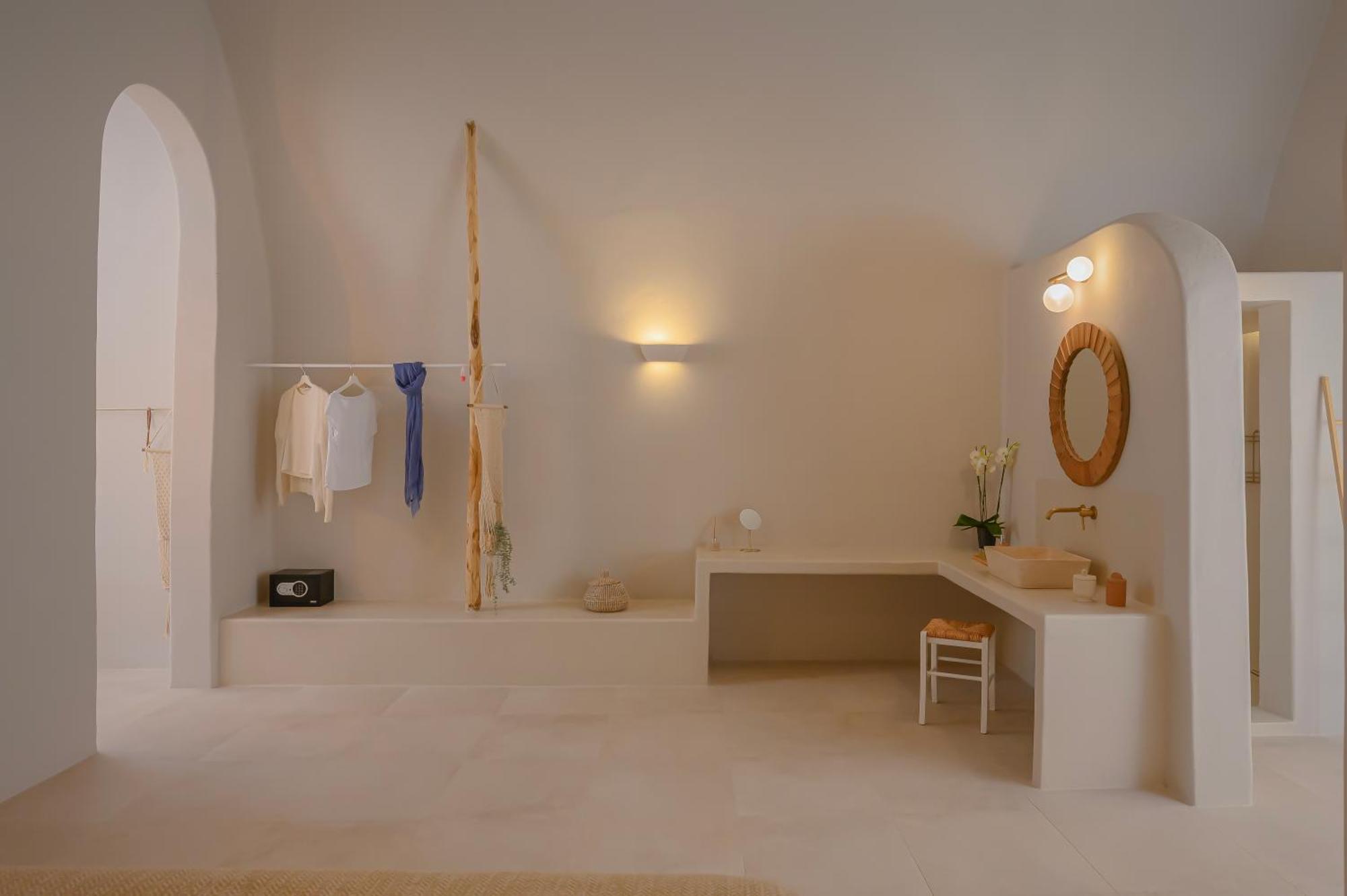 Elements Cave Suites Меґалохорі Номер фото