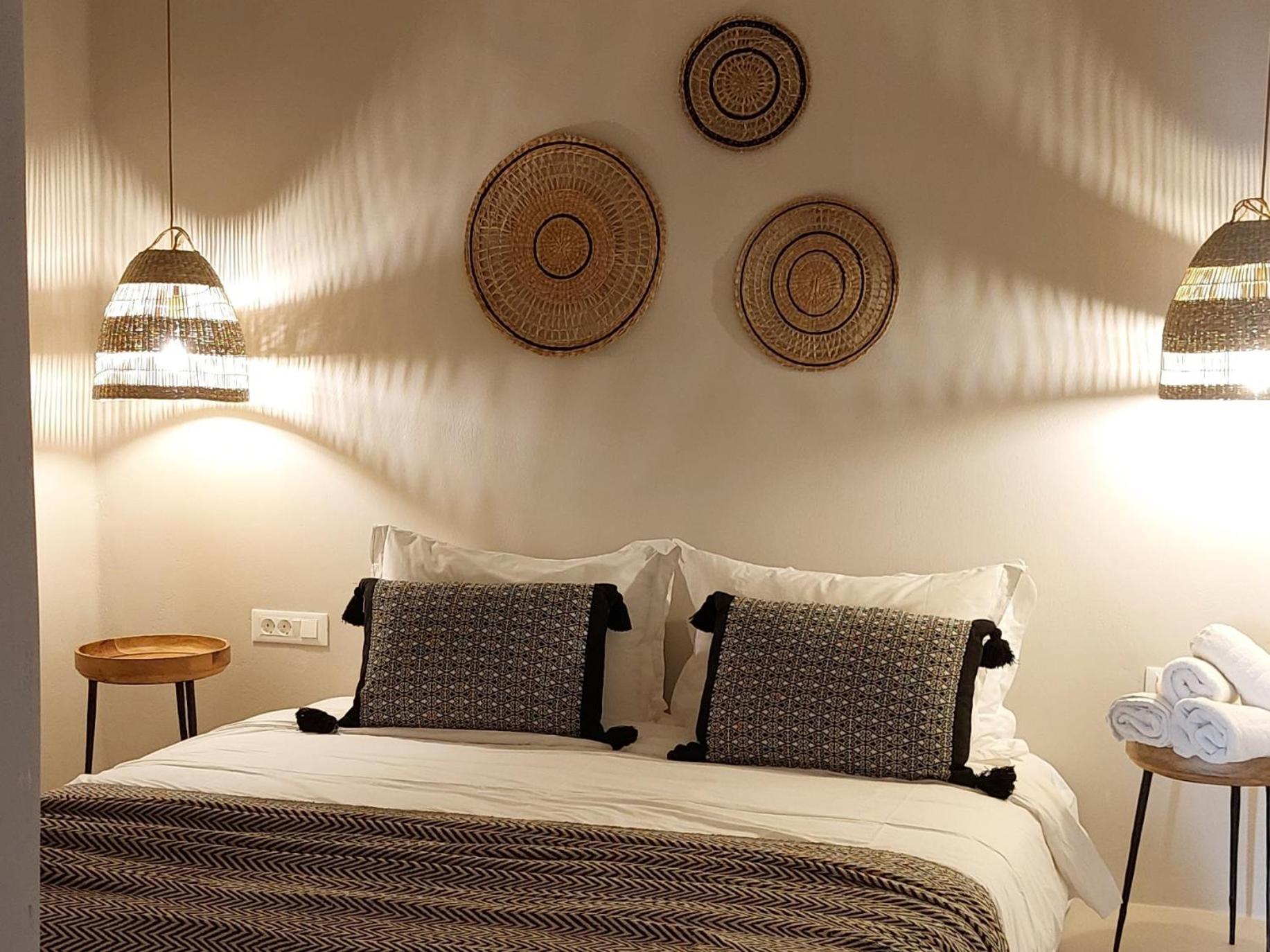 Elements Cave Suites Меґалохорі Номер фото